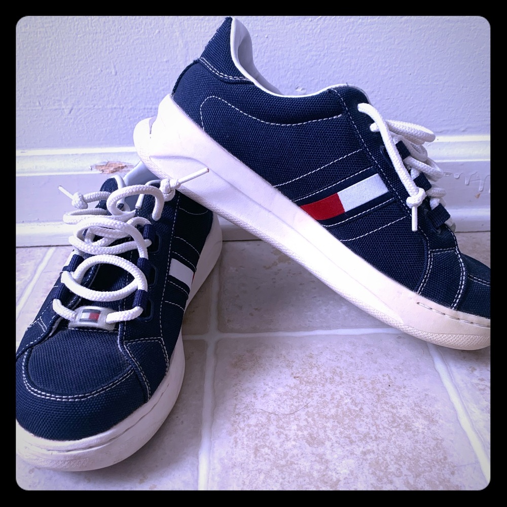 Vintage Tommy Hilfiger sneaker